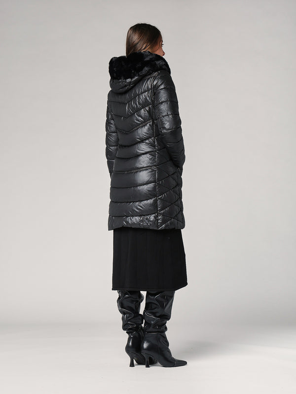 Piumino con cappuccio