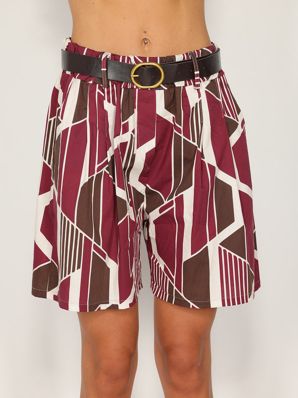 Shorts in fantasia geometrica