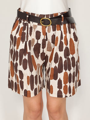 Shorts in fantasia a pois