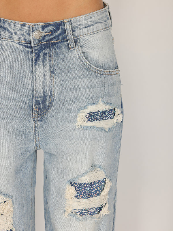 Jeans strap e strass