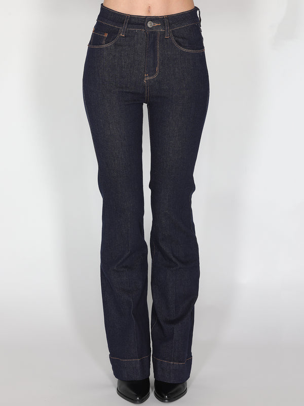 Jeans a zampa