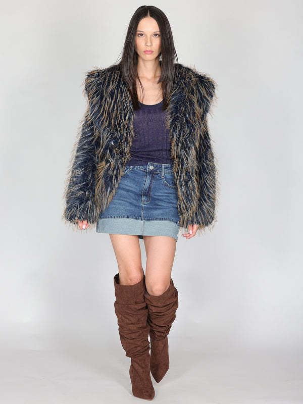 Pelliccia con cappuccio