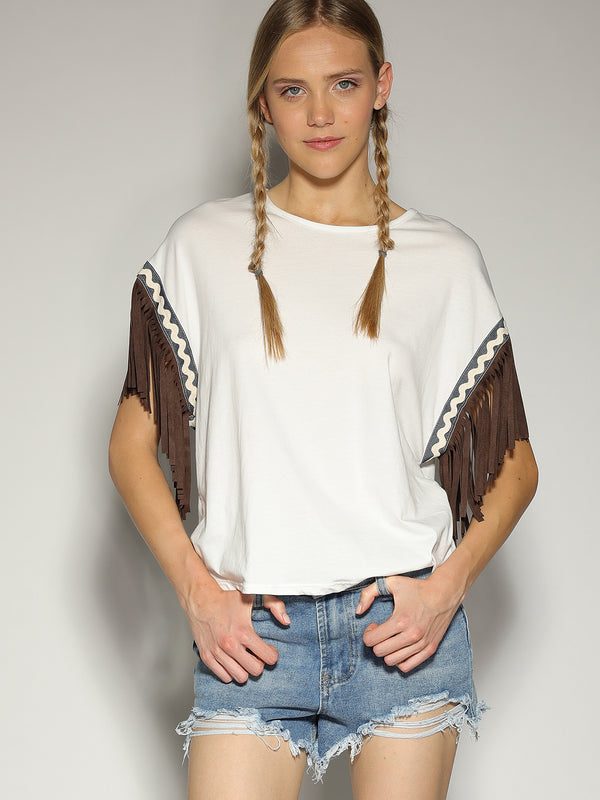 T-shirt con frange mani