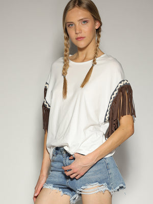 T-shirt con frange mani