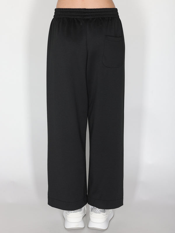 Completo maglia e pantalone