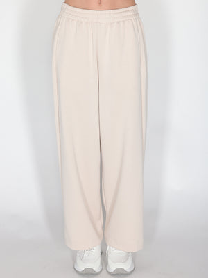 Completo maglia e pantalone