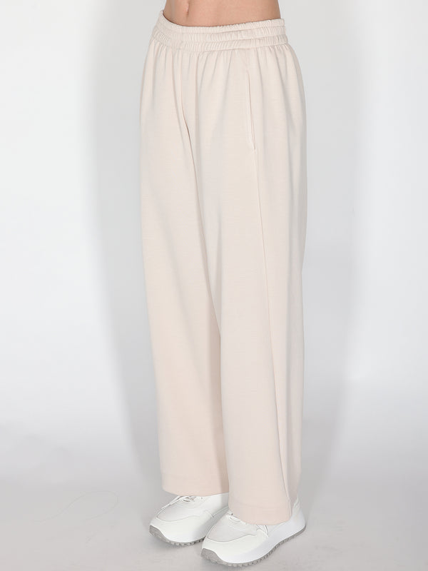 Completo maglia e pantalone