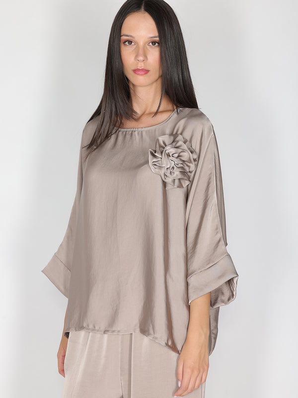 Maglia in raso larga