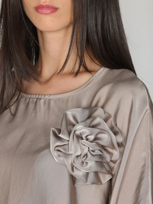 Maglia in raso larga