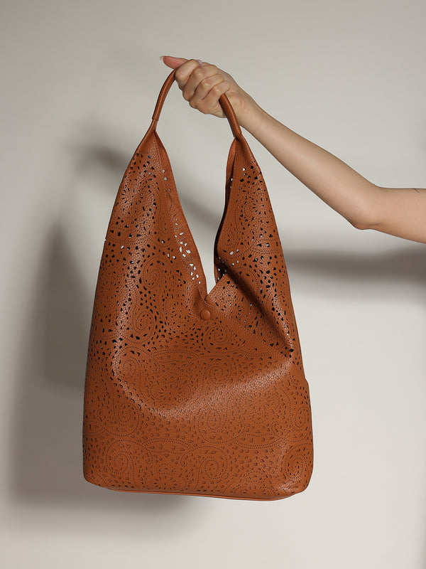 Borsa Cammello traforata