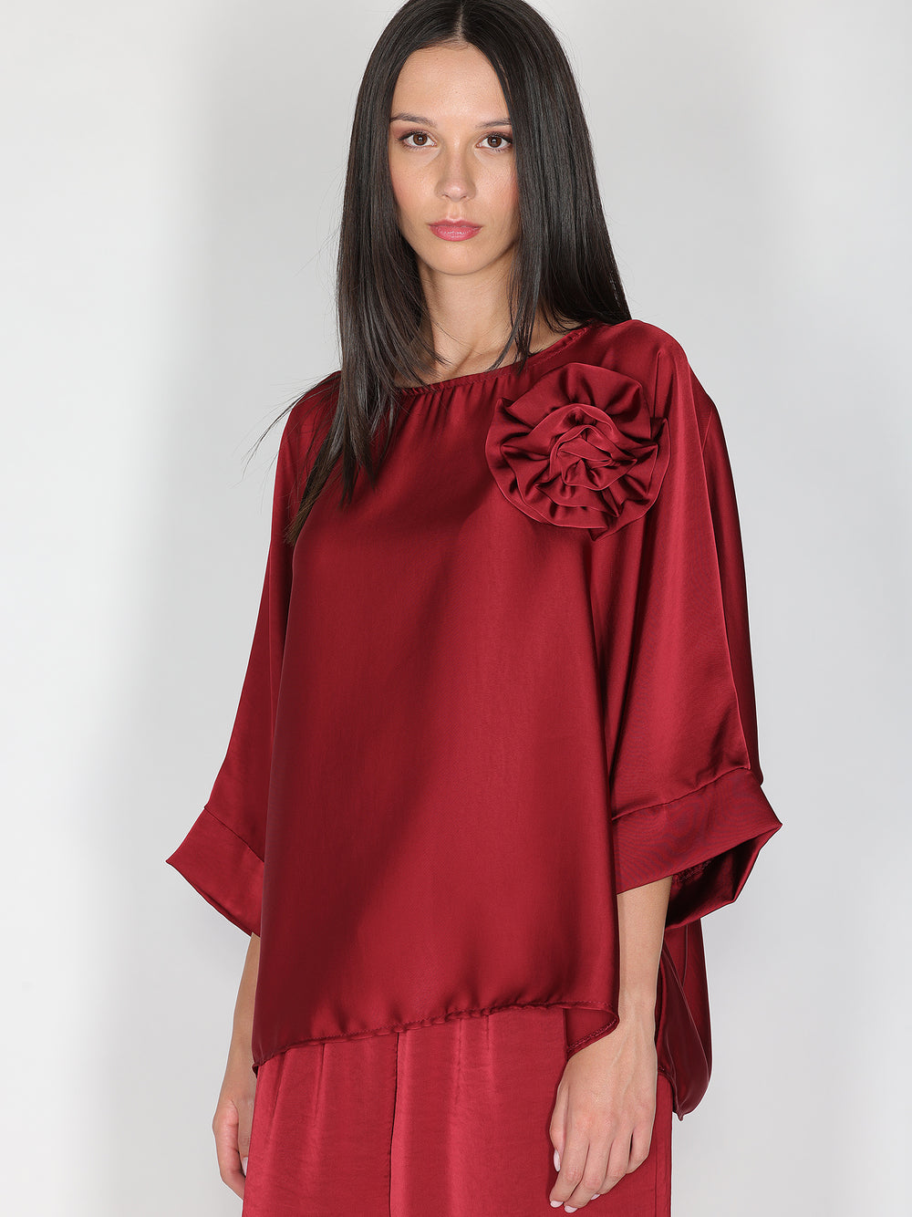 Maglia in raso larga