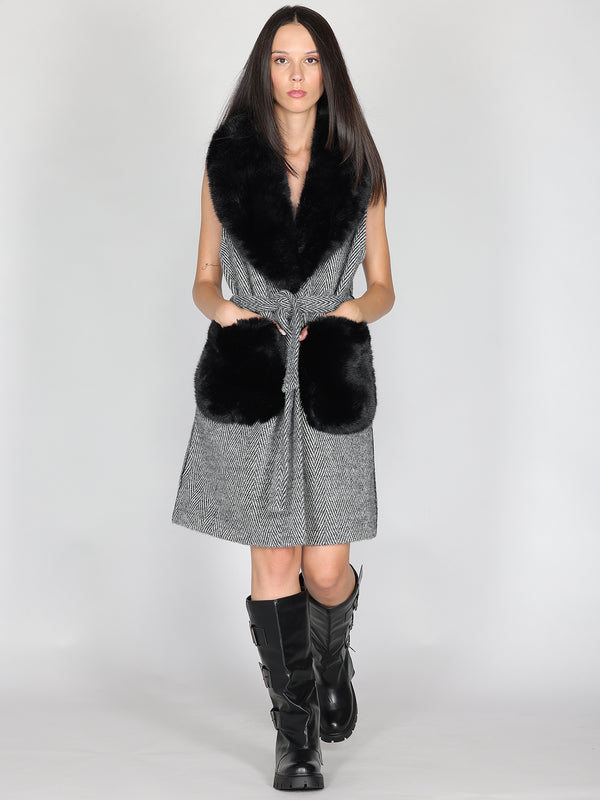 Cappotto smanicato con pelliccia