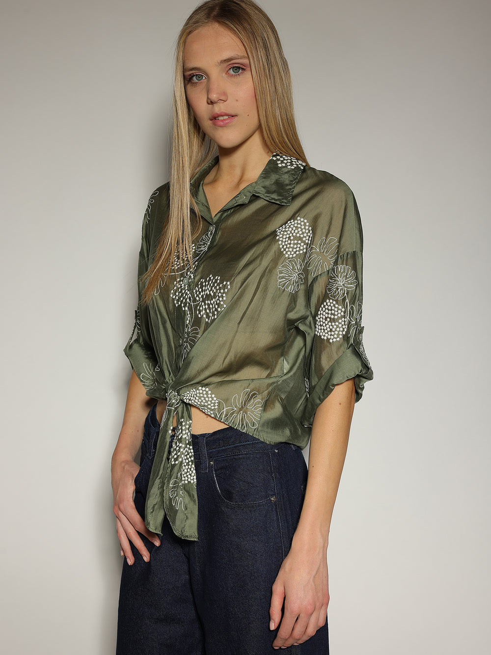 Camicia Verde con ricami