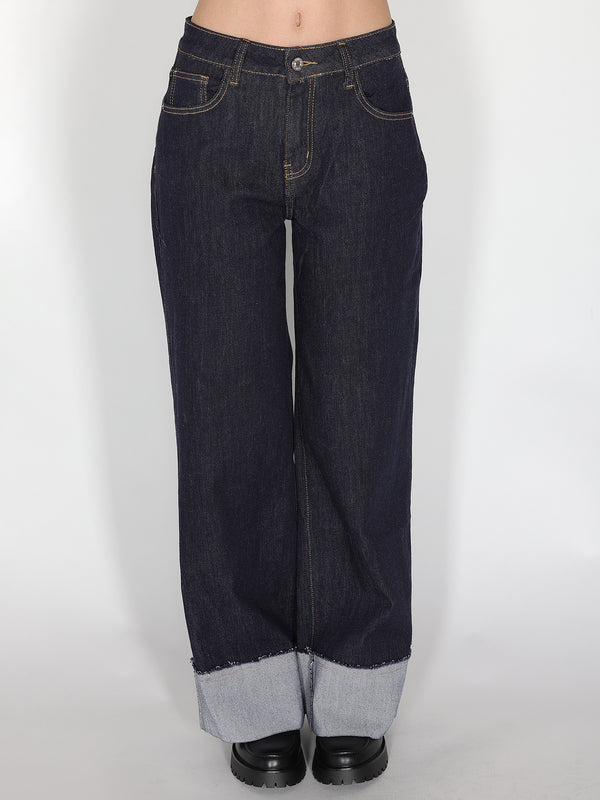 Jeans a palazzo con risvolto
