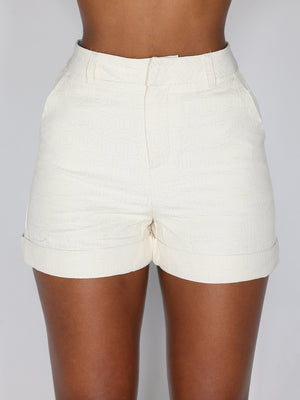 Shorts con motivo a D