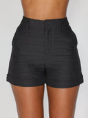 Shorts con motivo a D