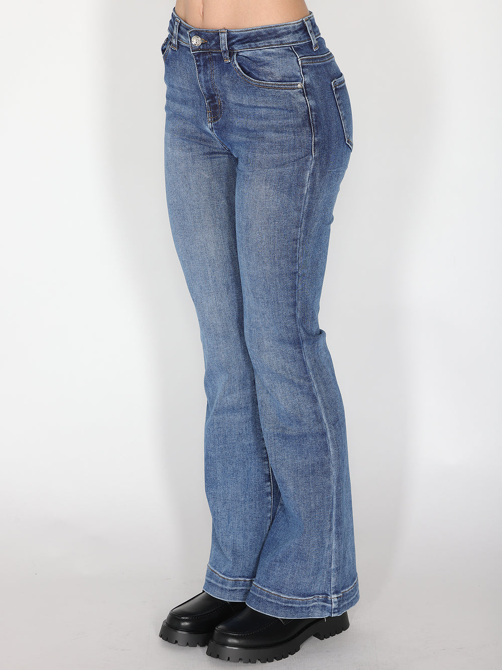 Jeans a zampa