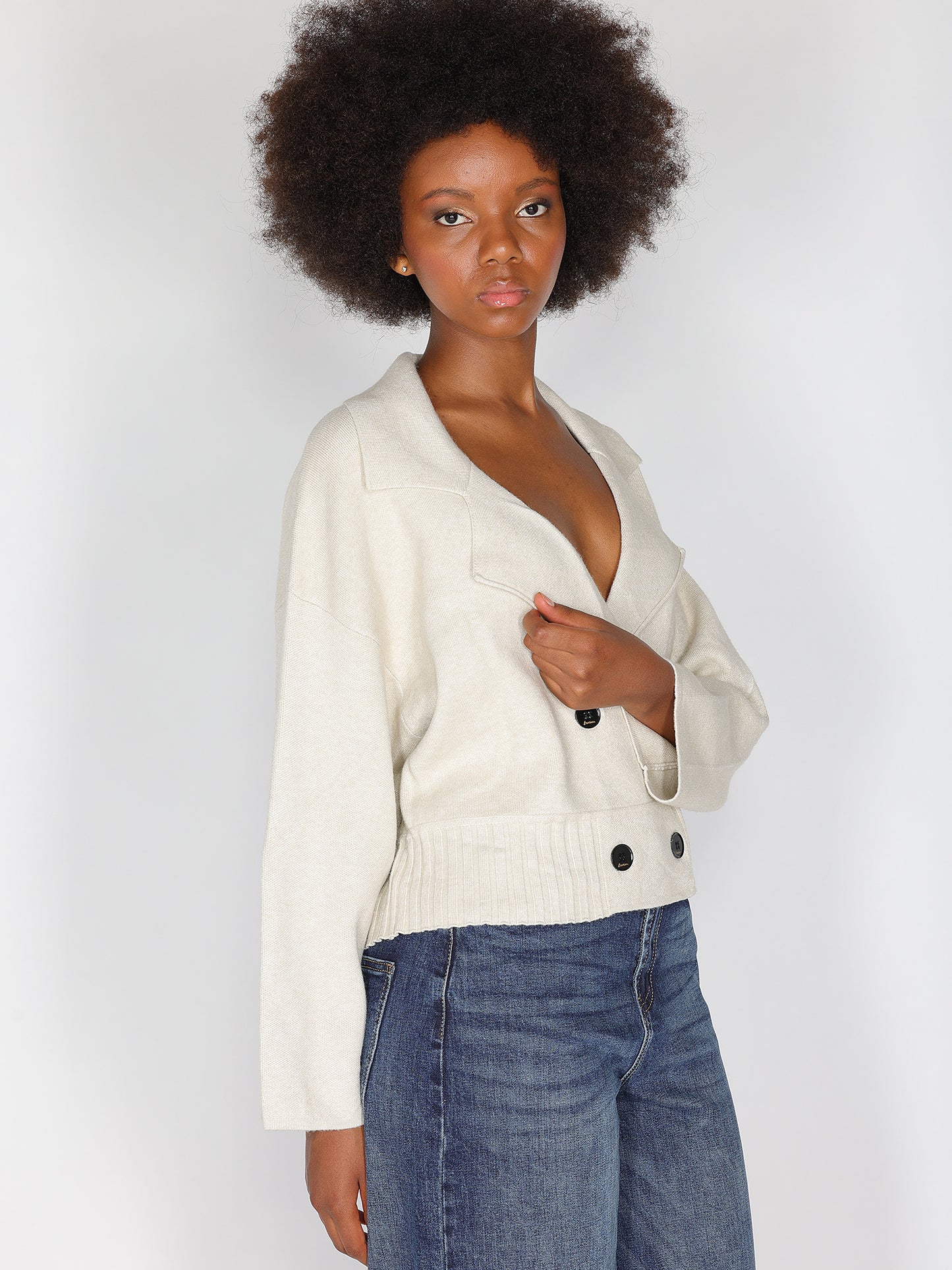 Zweireihige Strickjacke