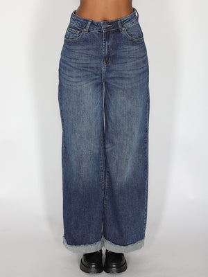 Jeans a palazzo con risvolto