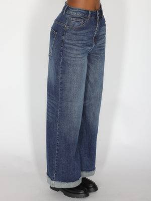 Jeans a palazzo con risvolto