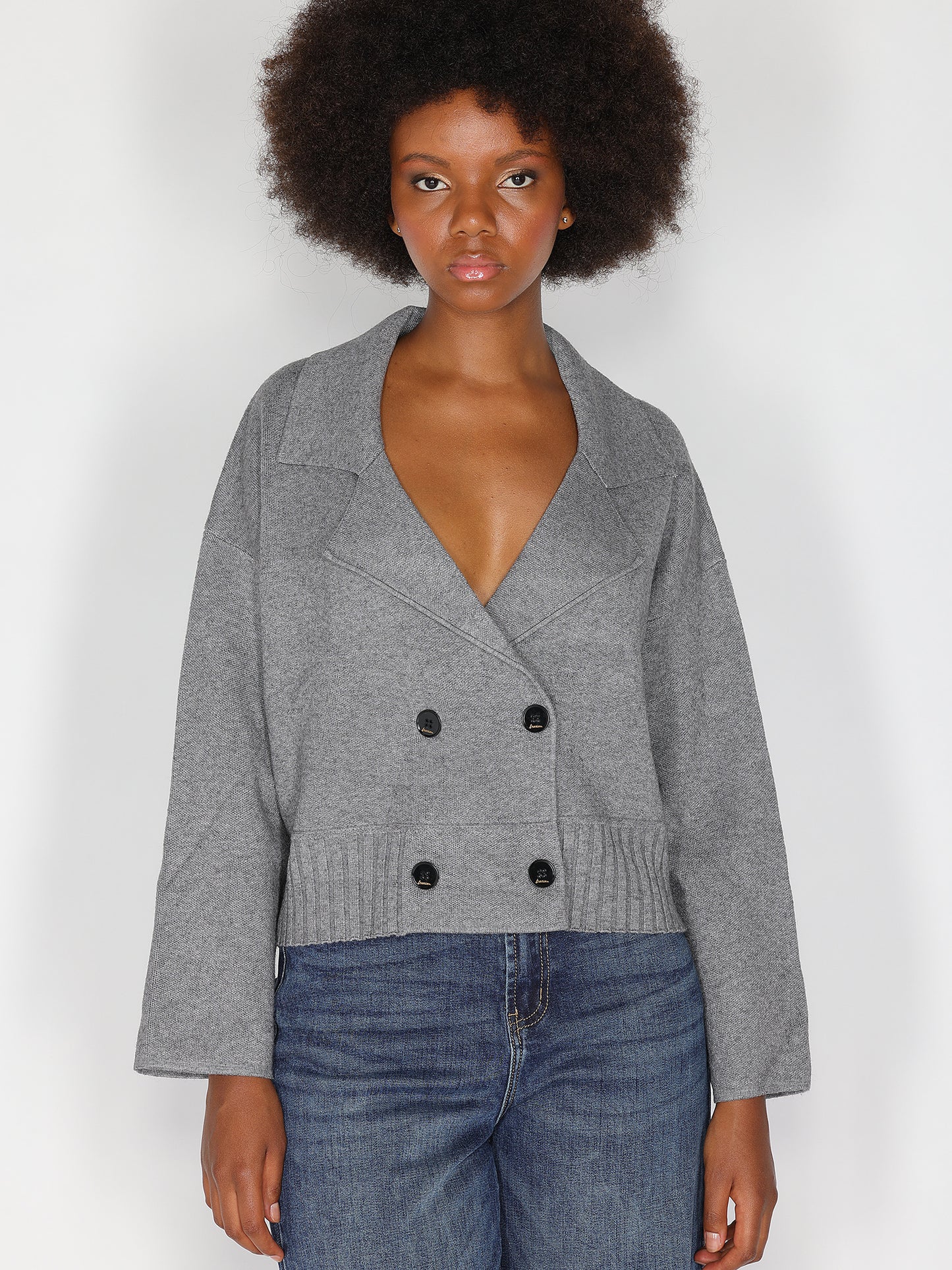 Zweireihige Strickjacke