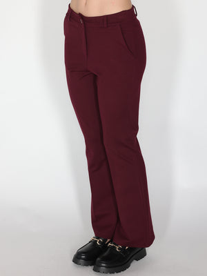 Pantalone a zampa