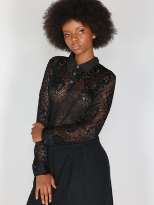 Maglia in pizzo con collo a camicia