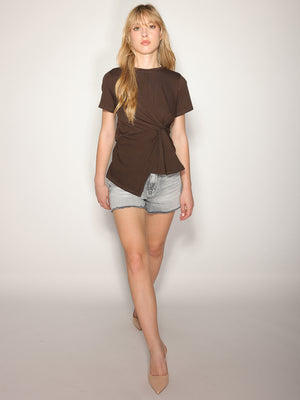 T-shirt nodo