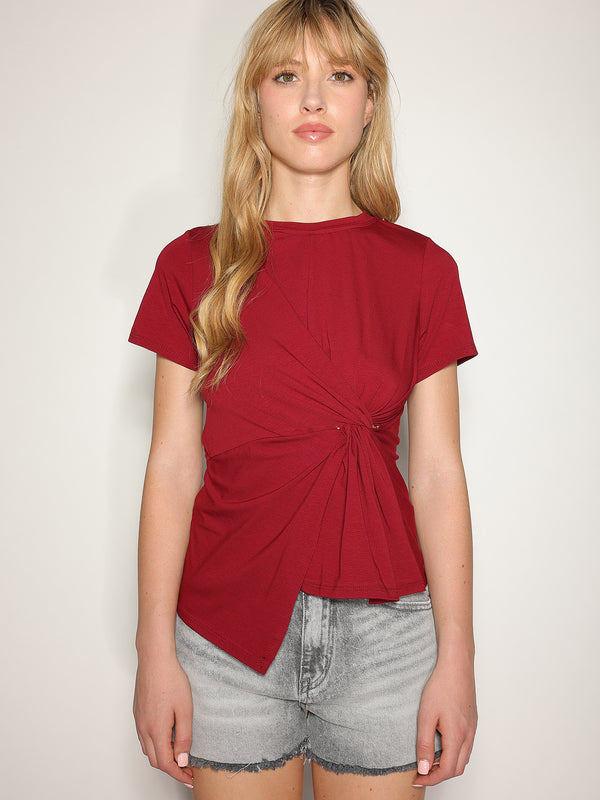 T-shirt nodo
