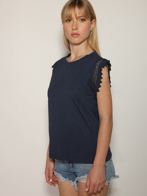 T-shirt manica sangallo