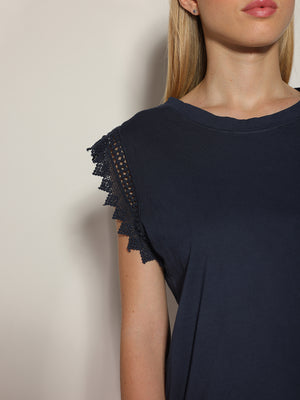 T-shirt manica sangallo