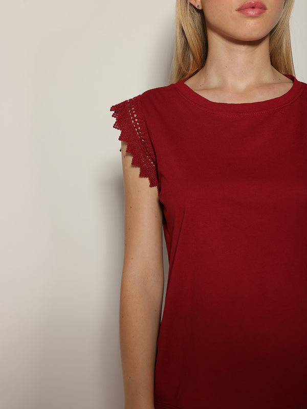 T-shirt manica sangallo