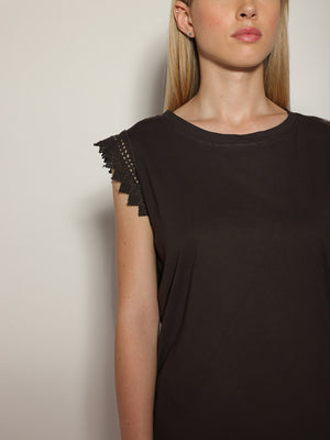 T-shirt manica sangallo
