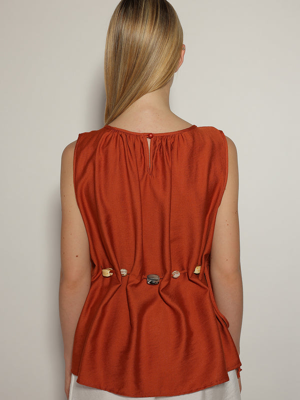 Top con cintura