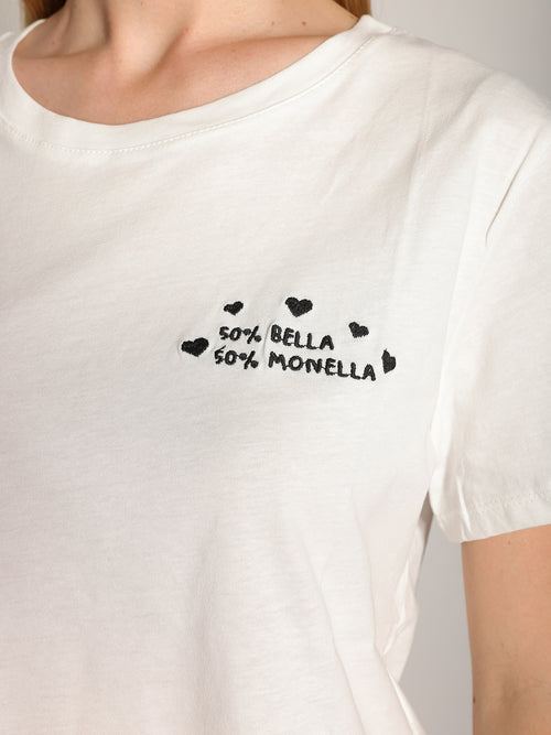 T-shirt con ricamo