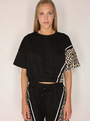 T-shirt e shorts in cotone leopardato