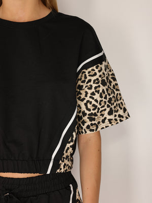T-shirt e shorts in cotone leopardato