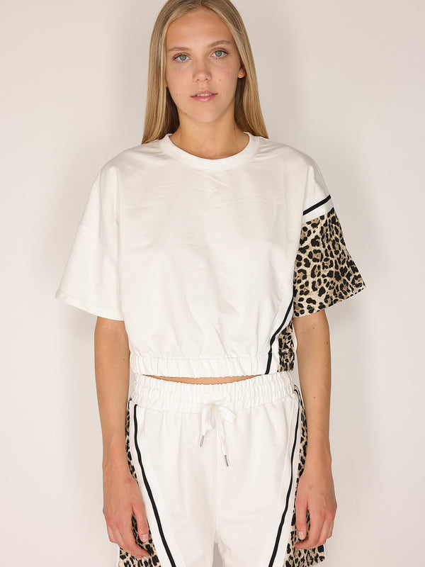 T-shirt e shorts in cotone leopardato