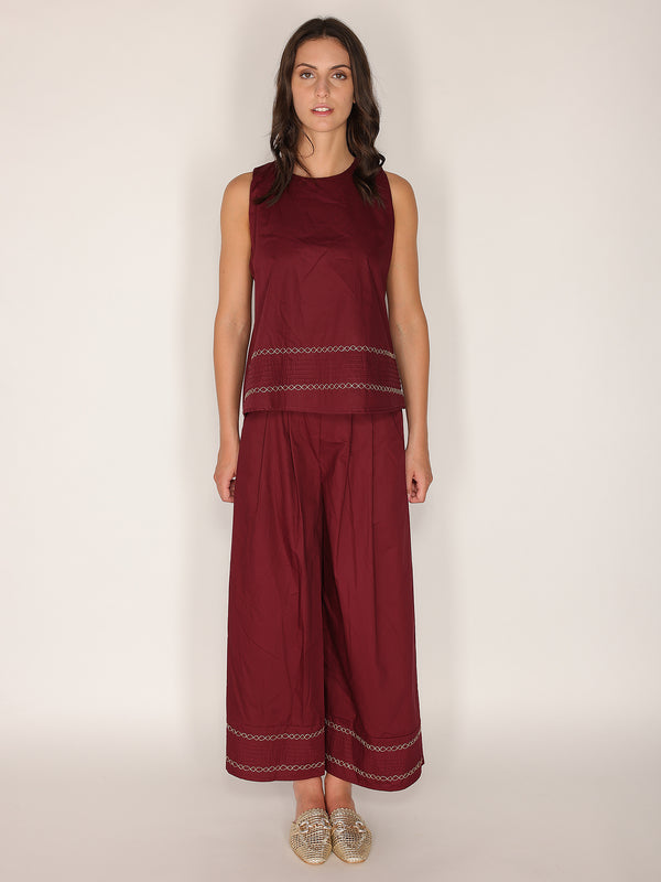 Pantalone in cotone con fondo ricamato