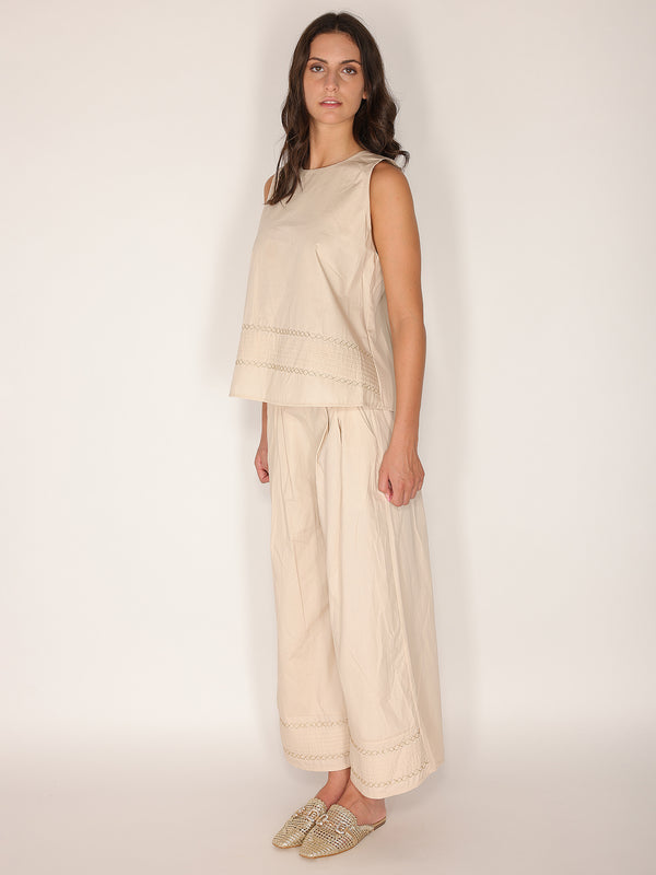 Pantalone in cotone con fondo ricamato