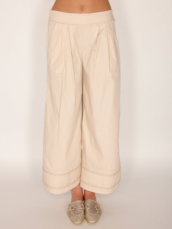 Pantalone in cotone con fondo ricamato