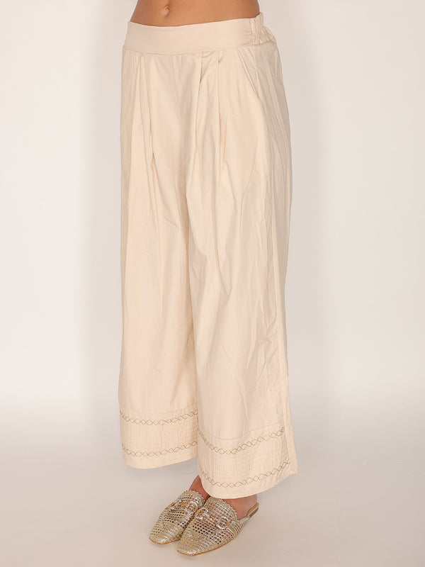 Pantalone in cotone con fondo ricamato