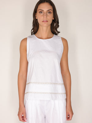 Top in cotone ricamato