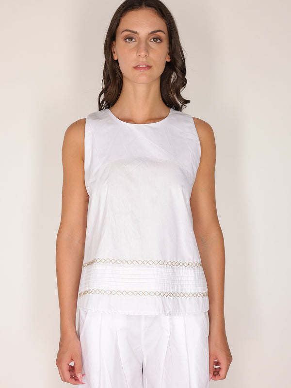 Top in cotone ricamato