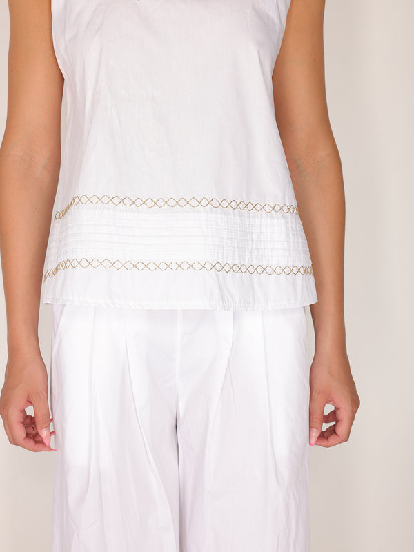Top in cotone ricamato
