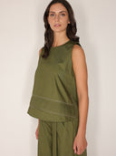 Top in cotone ricamato