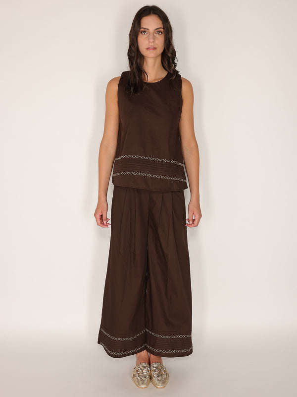 Pantalone in cotone con fondo ricamato