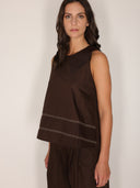 Top in cotone ricamato