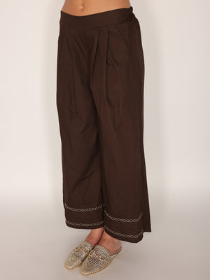 Pantalone in cotone con fondo ricamato