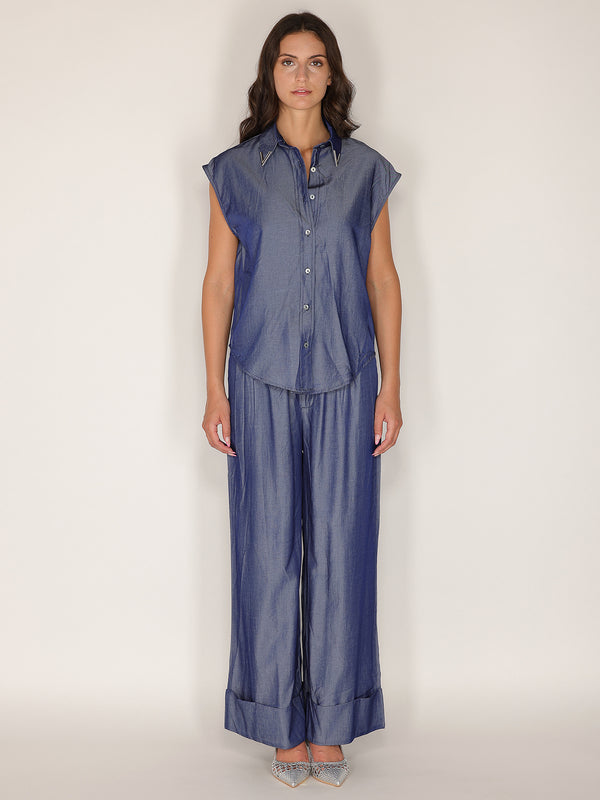Completo camicia e pantaloni